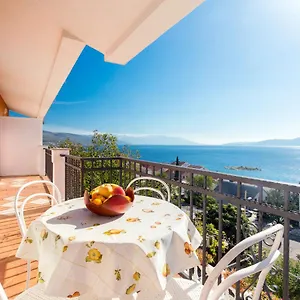 https://haus-valentina-109s.primorje-gorskikotar.com