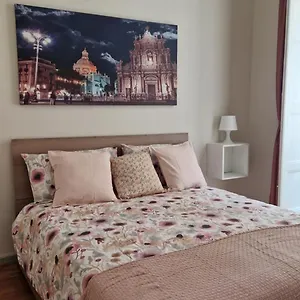 https://etnea-palace.taorminaitalyhotels.com