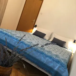 https://apartment-kula-klenovica.primorje-gorskikotar.com